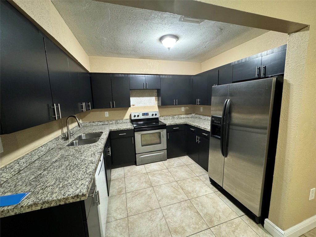 2091 Oleander Drive - Photo 3