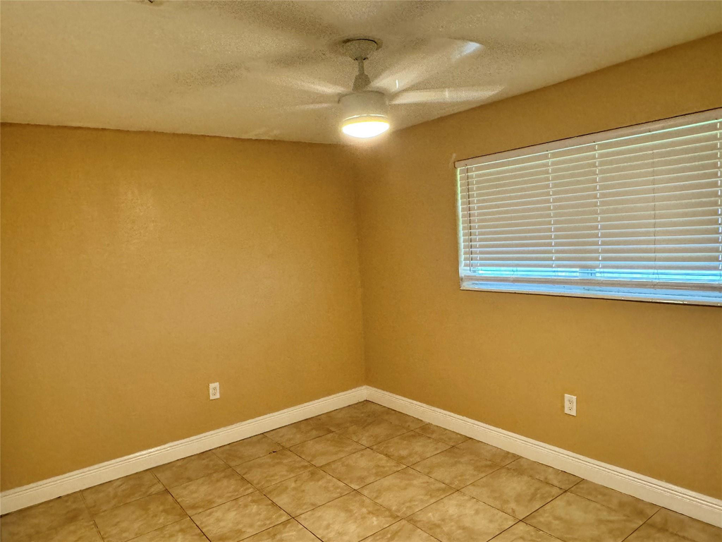 2091 Oleander Drive - Photo 11