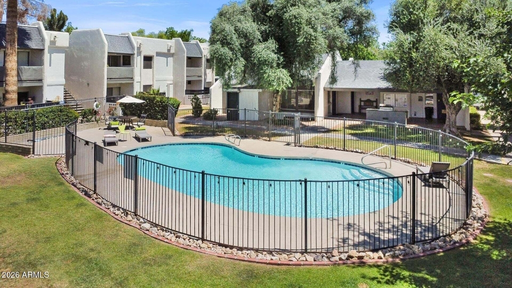 302 E Monte Vista Road - Photo 18