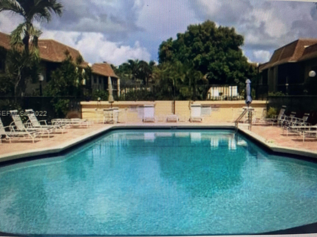 1174 Nw 13th Street - Photo 16