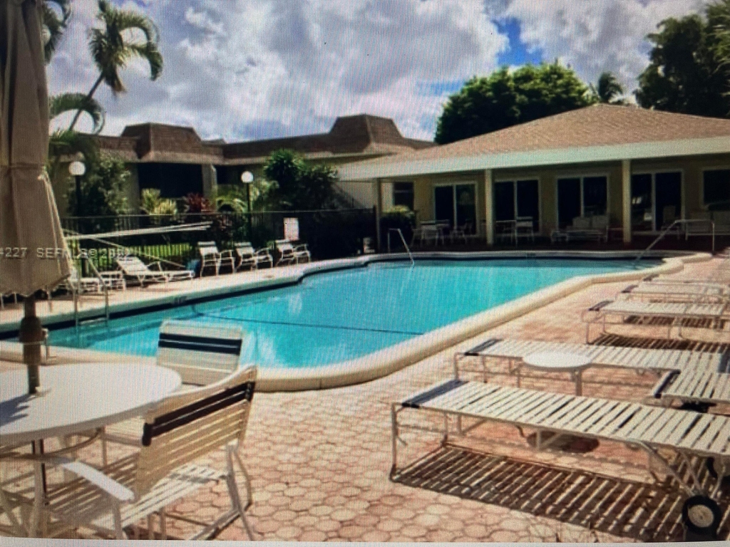 1174 Nw 13th Street - Photo 18