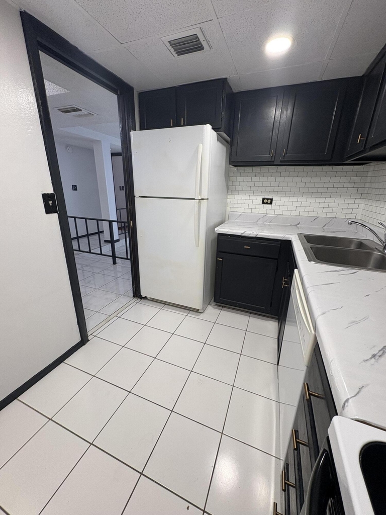 3660 Inverrary Drive - Photo 13