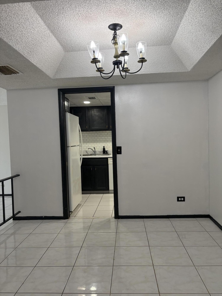 3660 Inverrary Drive - Photo 14