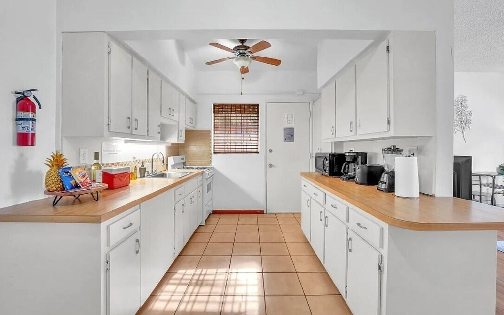 1085 98th Street - Photo 4