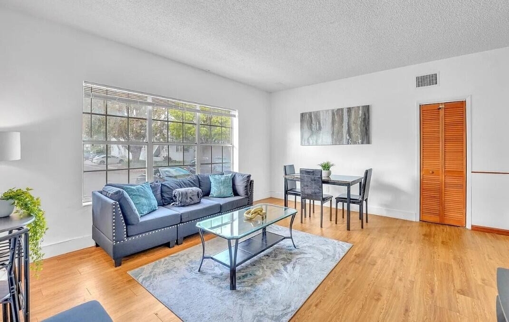 1085 98th Street - Photo 8