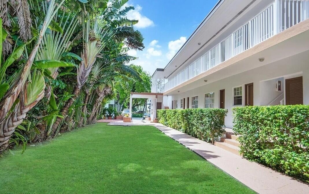 1085 98th Street - Photo 1