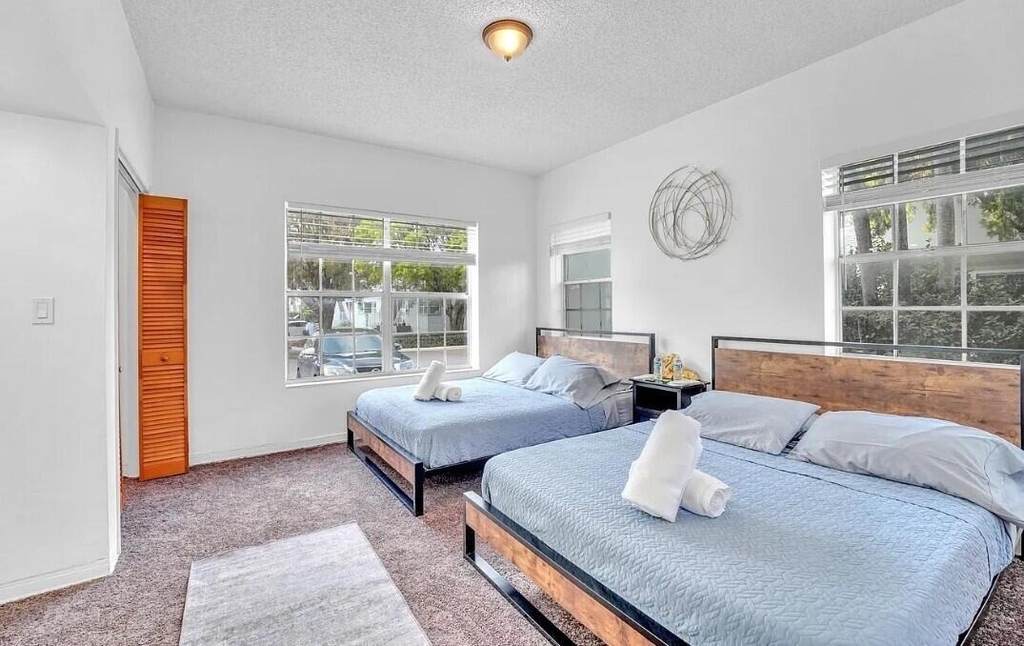 1085 98th Street - Photo 6
