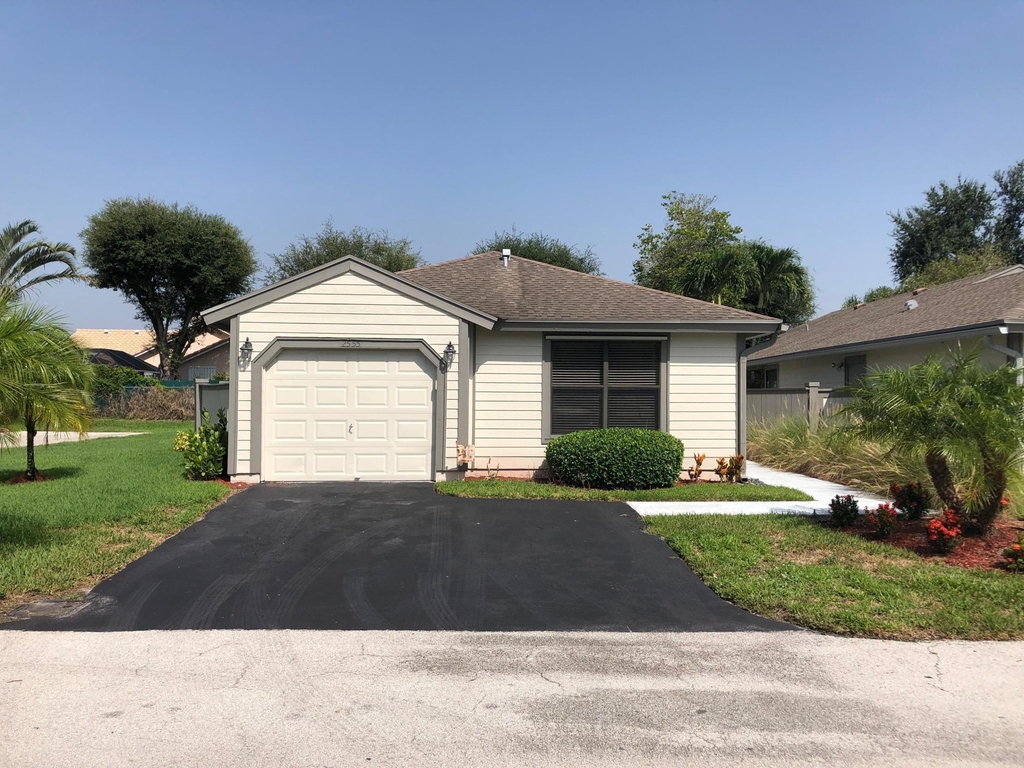 2555 Bedford Mews Drive - Photo 0
