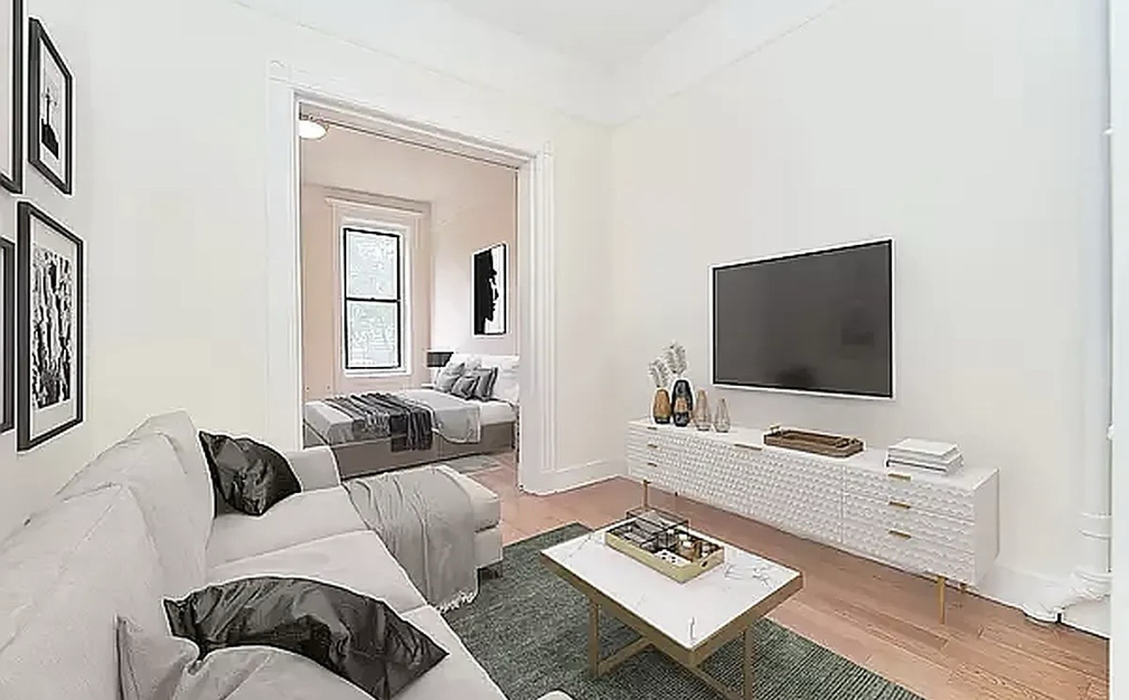 852 Amsterdam Avenue - Photo 1