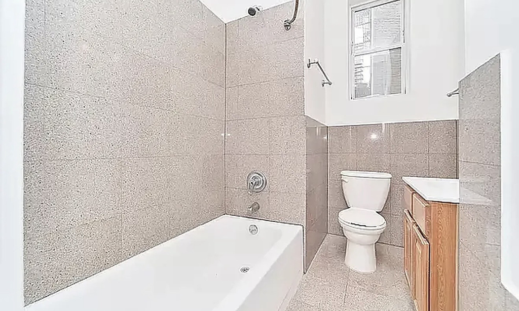 852 Amsterdam Avenue - Photo 9