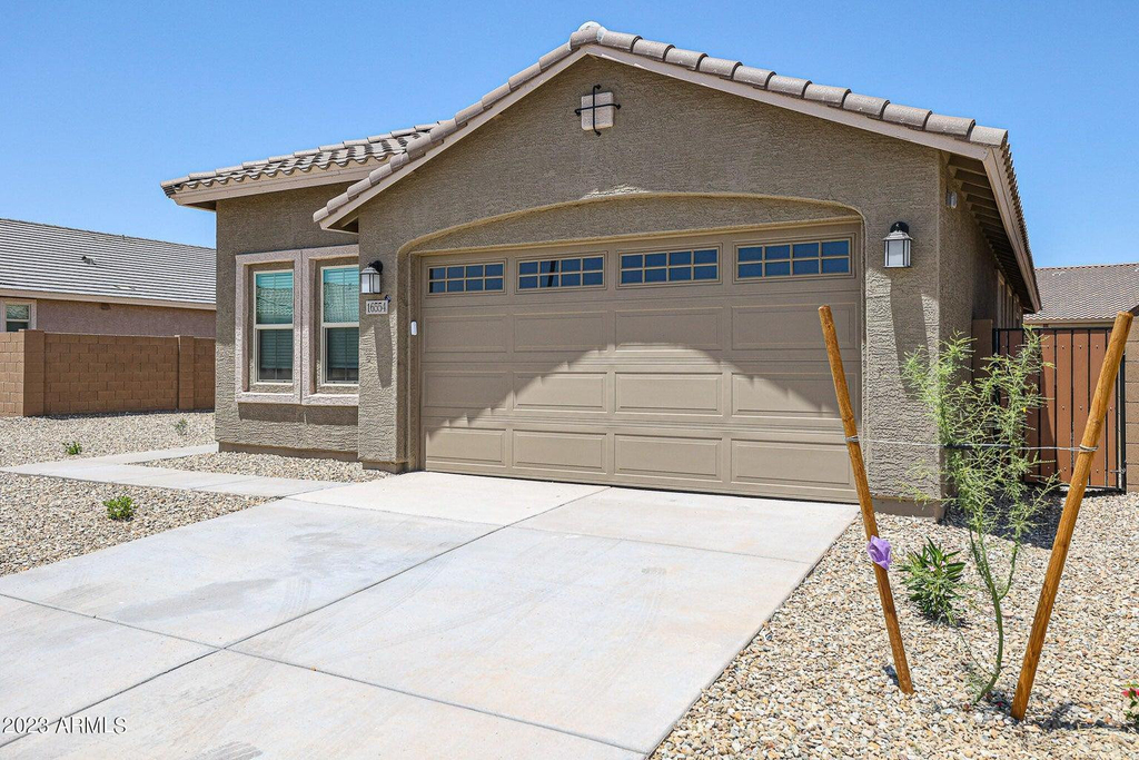 16554 W Questa Drive - Photo 2