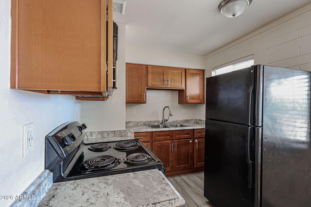 13034 N 21st - Photo 10