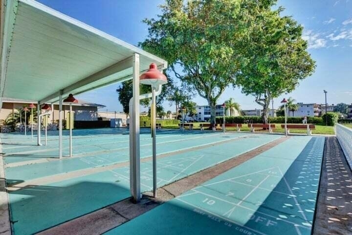 2566 S Garden Dr S - Photo 15