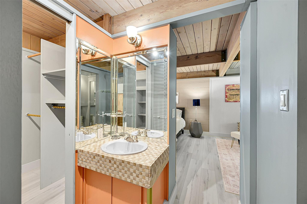 234 Pine Avenue - Photo 11