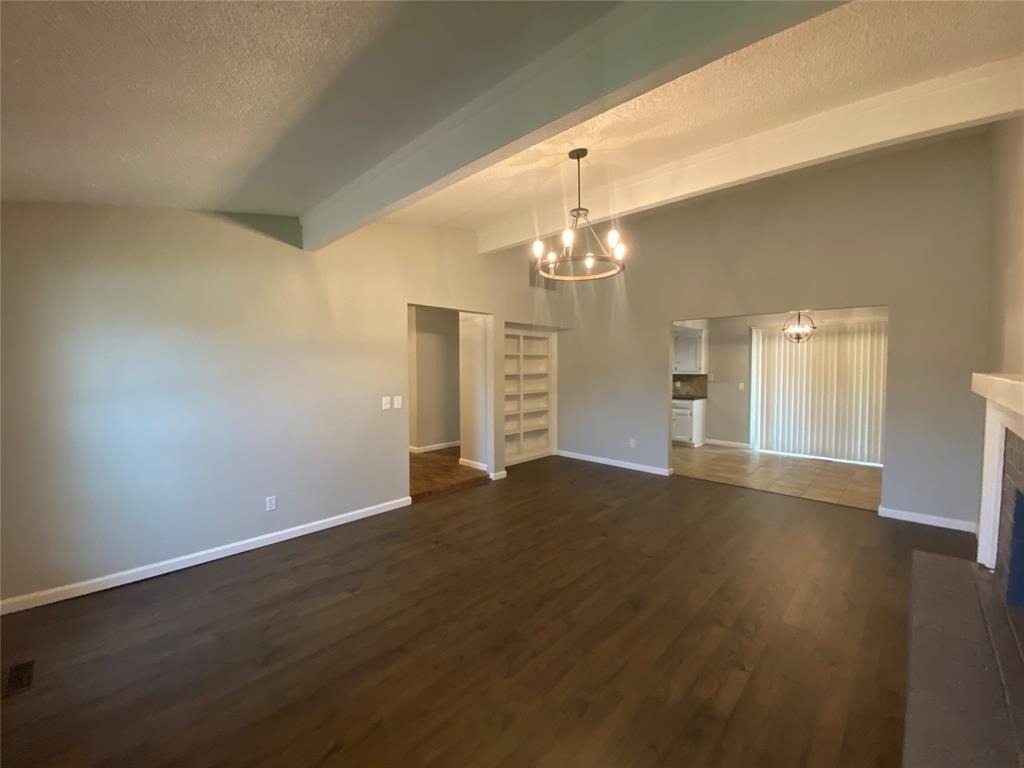 2433 N Shady Tree Drive - Photo 1