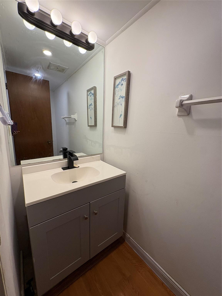 3670 Inverrary Drive - Photo 21