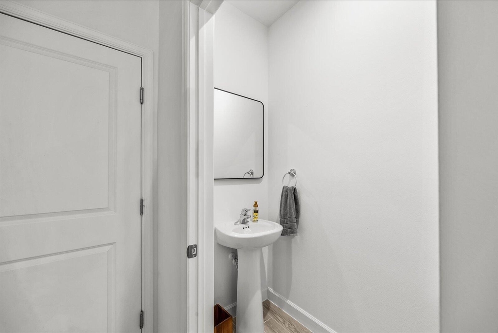 14042 Sw Thorens Drive - Photo 12