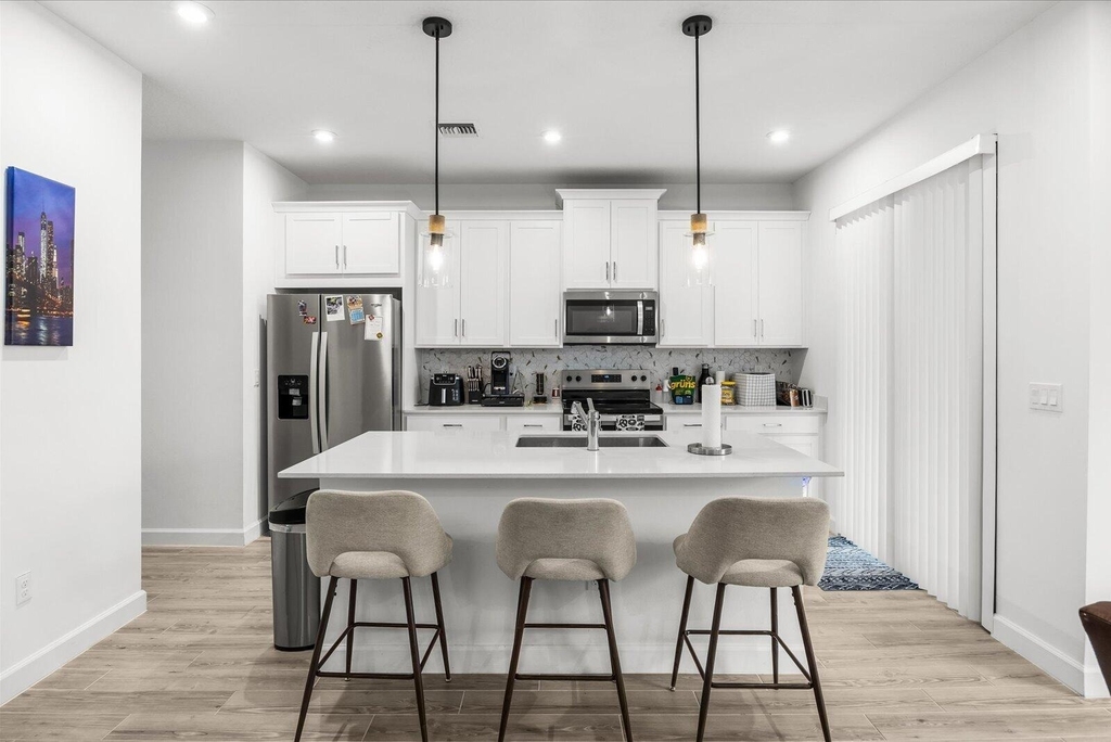 14042 Sw Thorens Drive - Photo 8