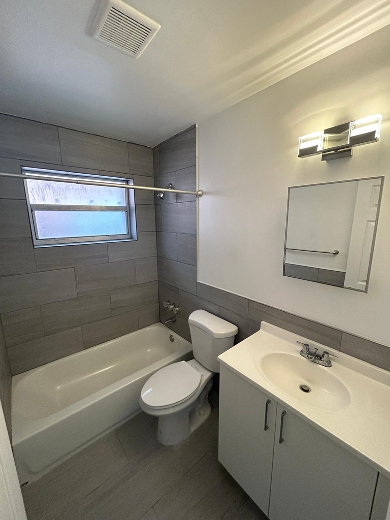 7624 Pembroke Road - Photo 8