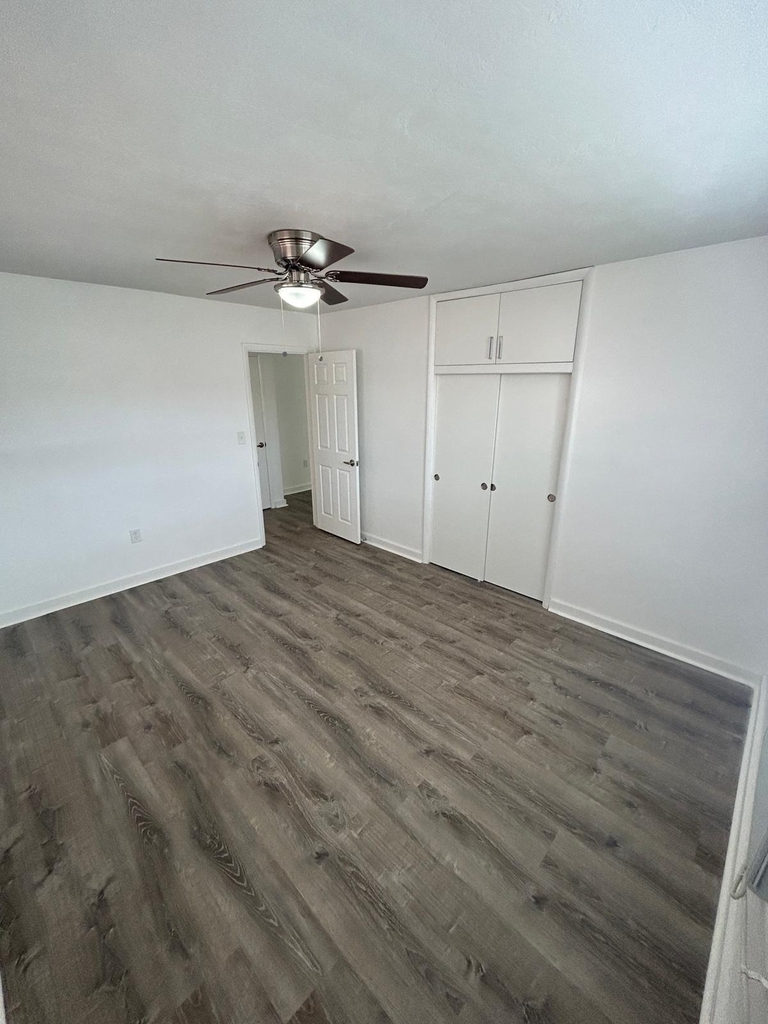 7624 Pembroke Road - Photo 7