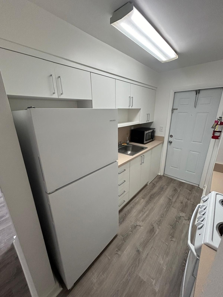 7624 Pembroke Road - Photo 3