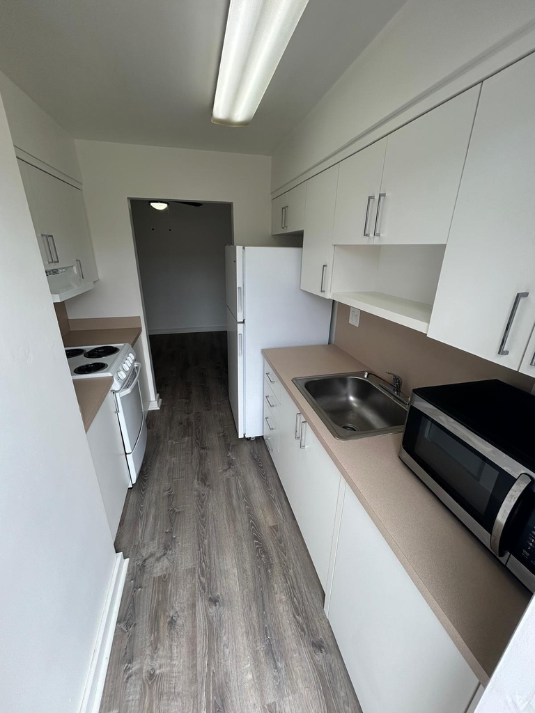 7624 Pembroke Road - Photo 4