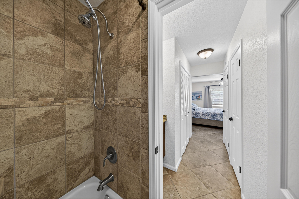 6457 Bay Club Drive - Photo 5
