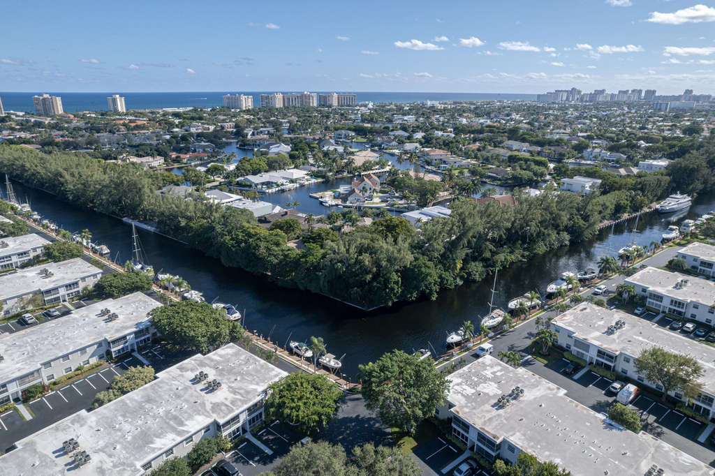 6457 Bay Club Drive - Photo 21