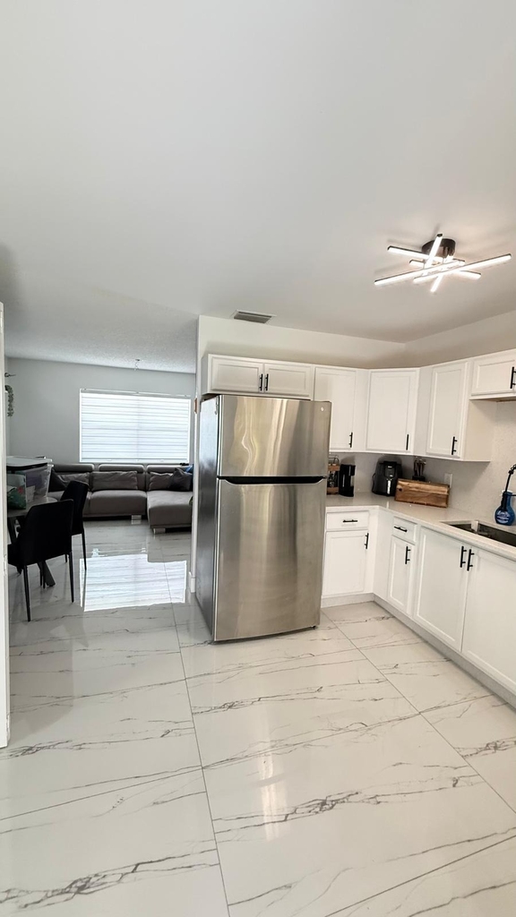 9052 Fountain Road - Photo 24