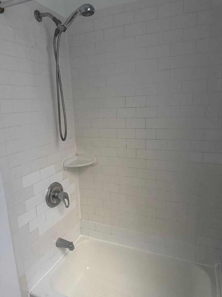 W 159th St / St Nicholas Avenue  - Photo 2