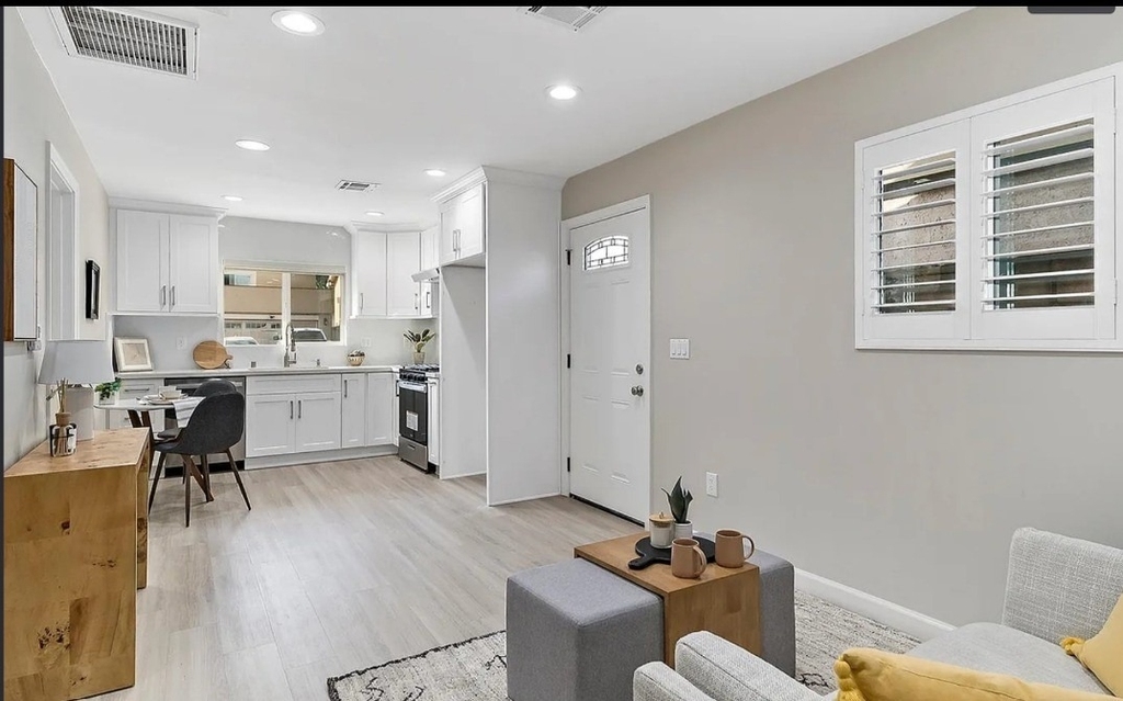 2720 E Melissa - Photo 1