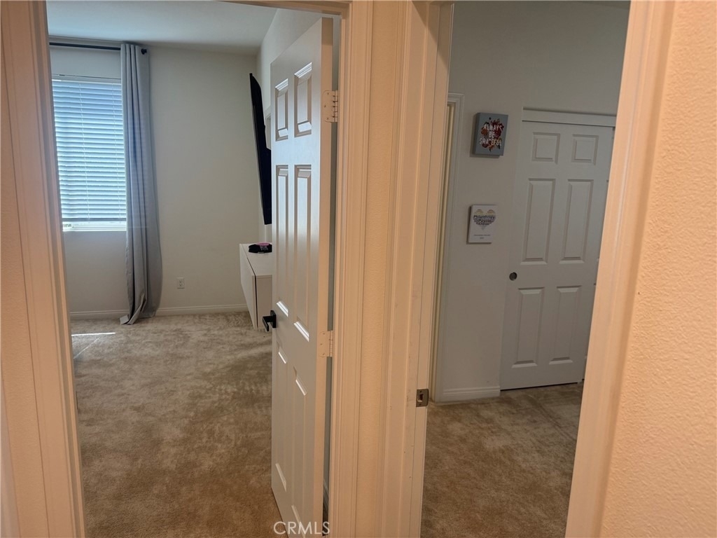9509 Venetian - Photo 4