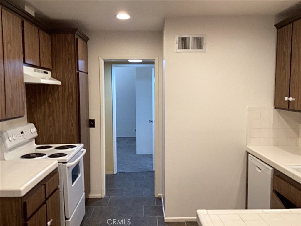 42935 15th Street W - Photo 5