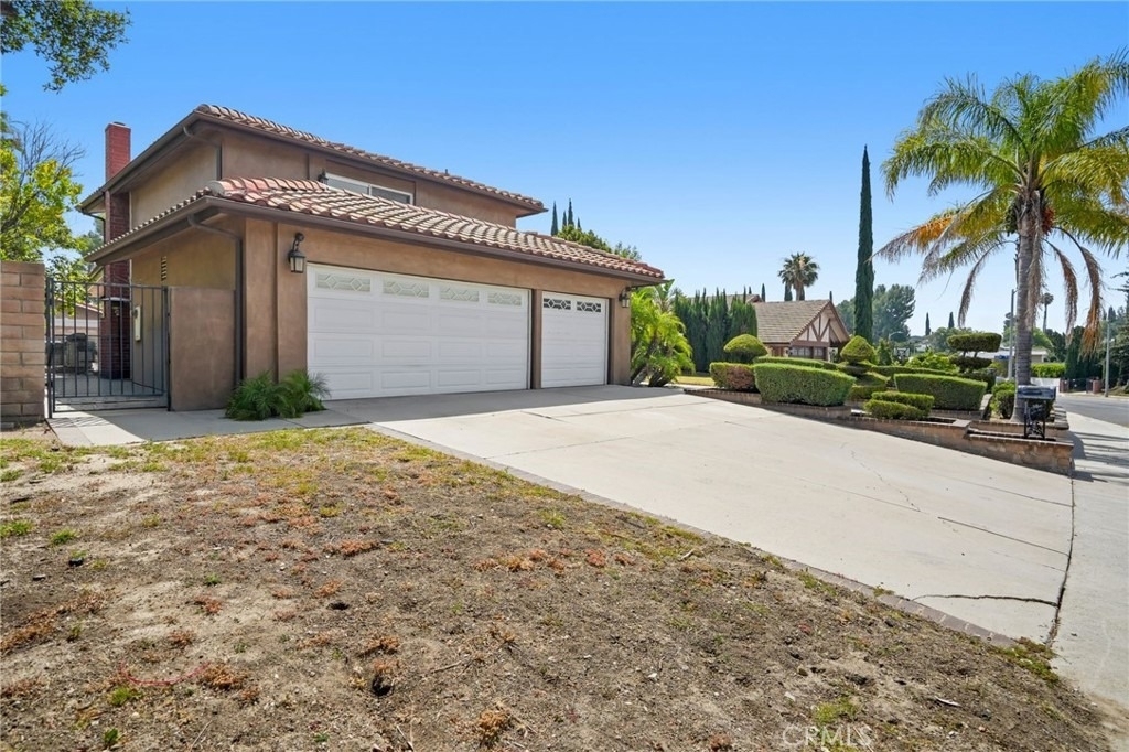 18835 Brasilia Drive - Photo 4