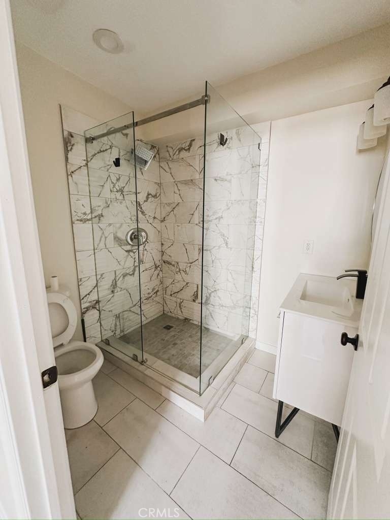 11571 Archwood Street - Photo 9