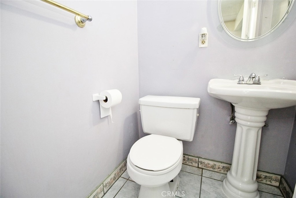 414 E 98th Street - Photo 8