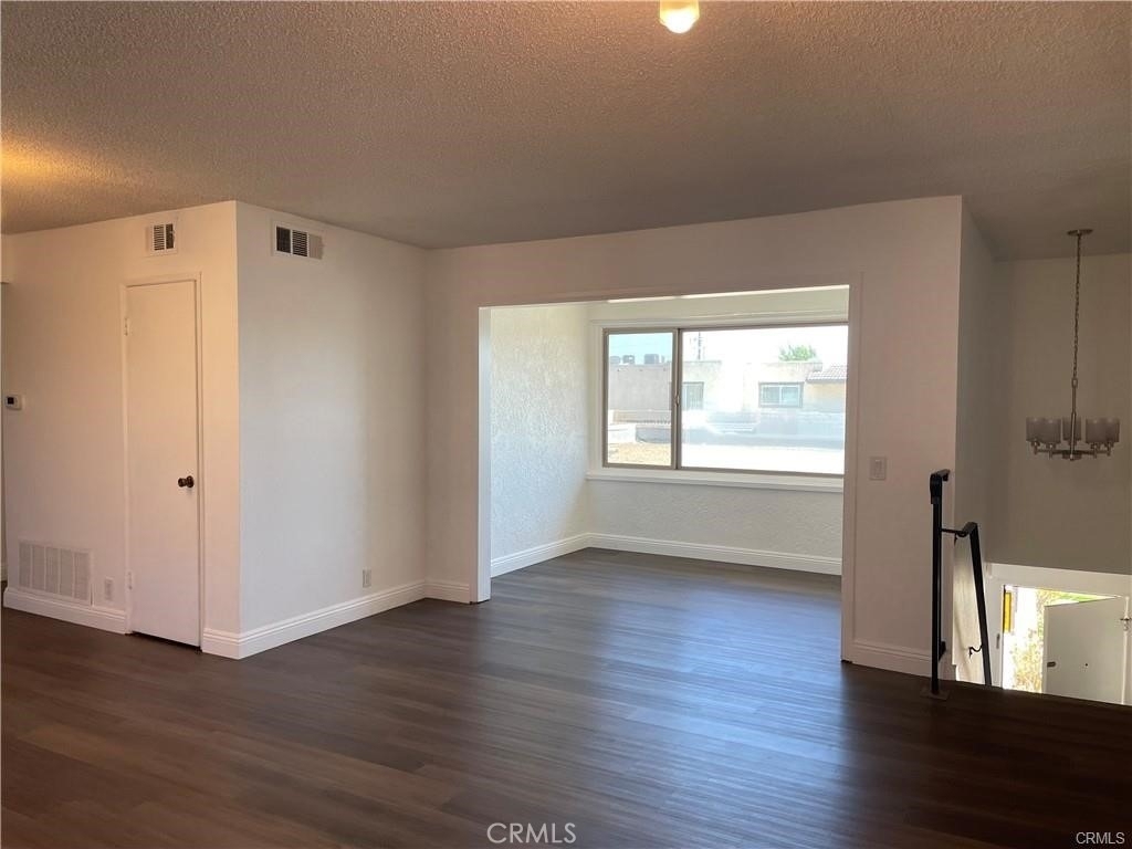 5770 Laguna - Photo 2