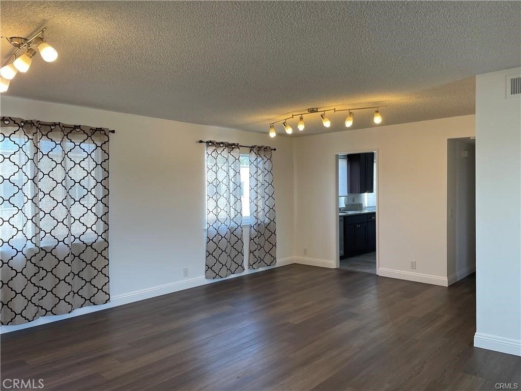 5770 Laguna - Photo 1