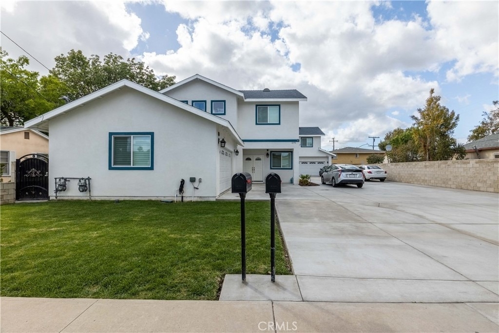 12751 Hazel Ave - Photo 1