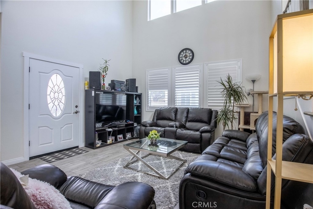 12751 Hazel Ave - Photo 5