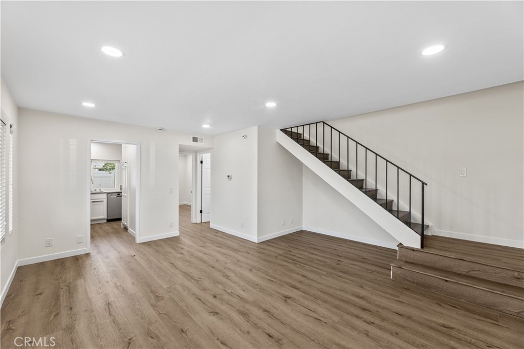 51 Golden Glen Street - Photo 0