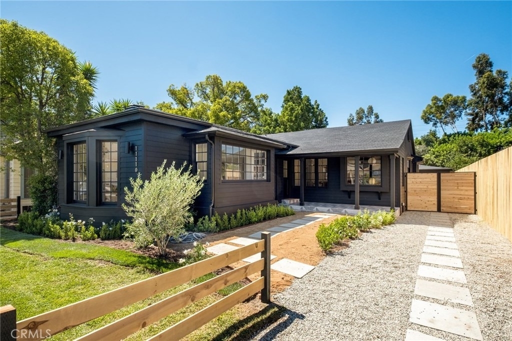 11110 Landale Street - Photo 0