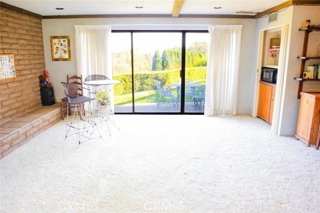 730 Saint James Place - Photo 12