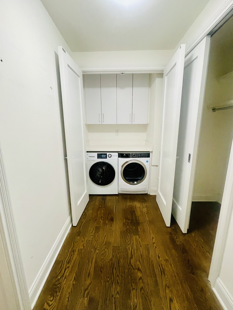  East 56th Street - Photo 10