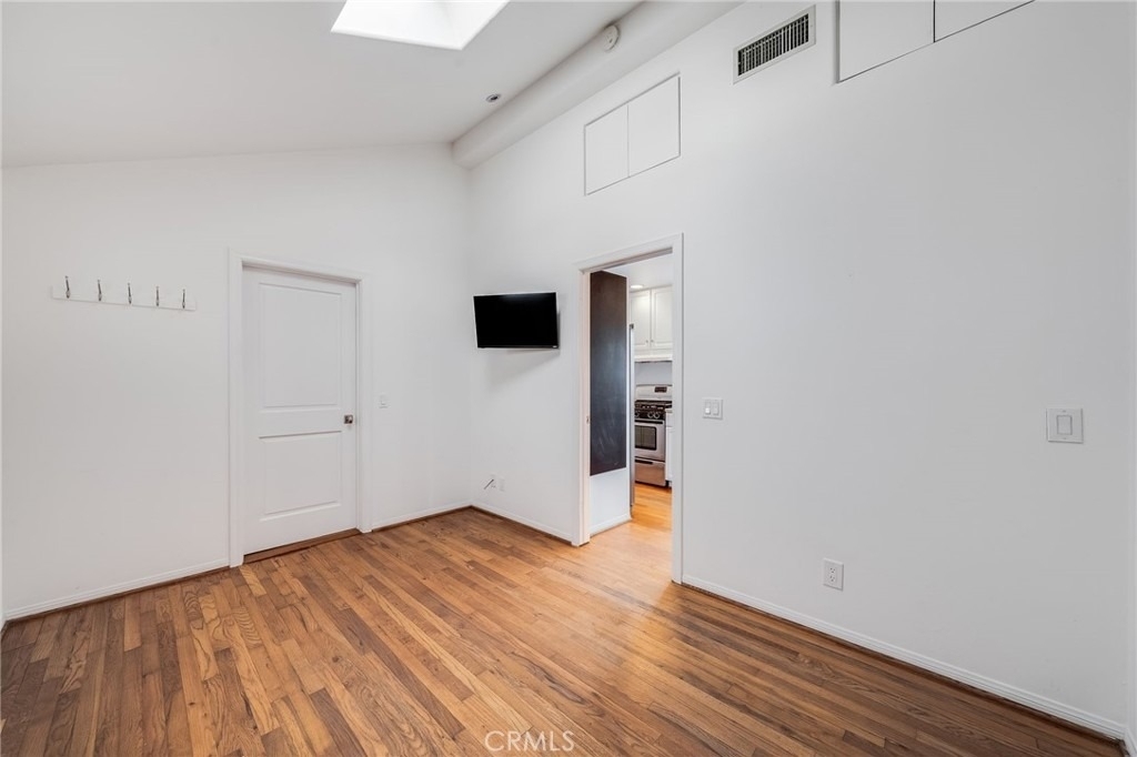 1641 Catalina - Photo 10