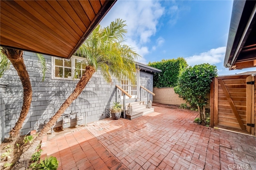 1641 Catalina - Photo 7