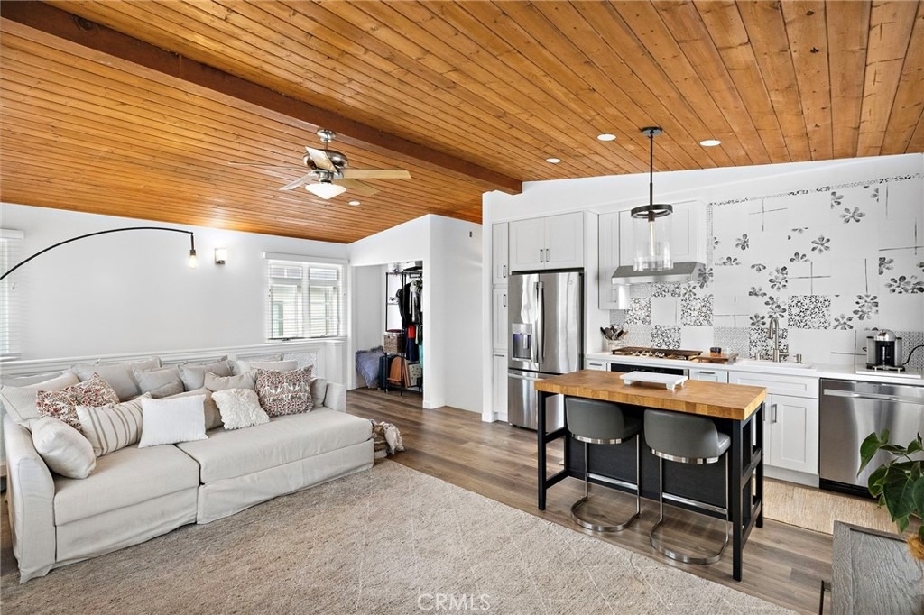2609 Victoria Drive - Photo 12