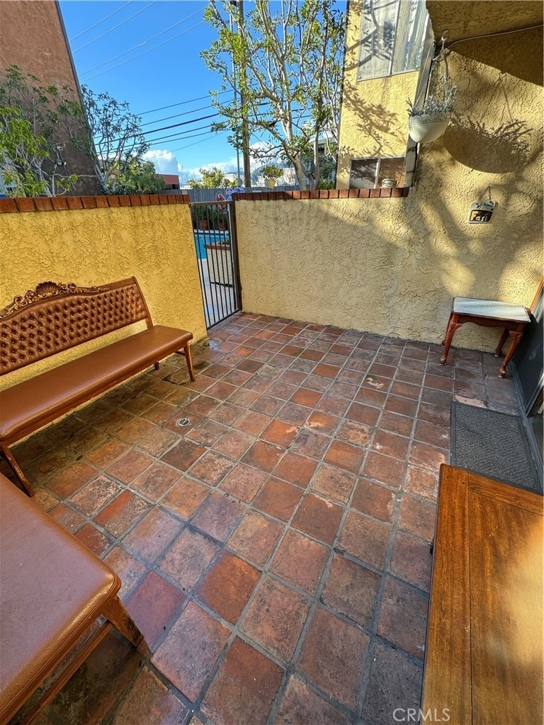365 Burchett Street - Photo 3