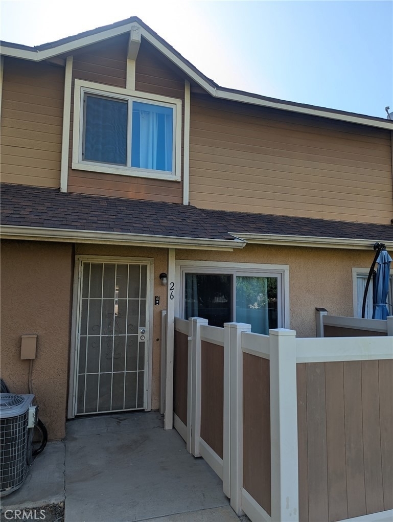 1460 Kendall - Photo 0