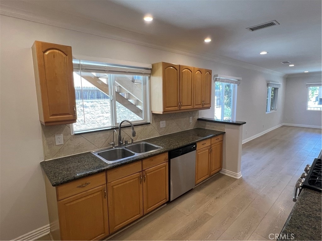 517 Concord - Photo 13